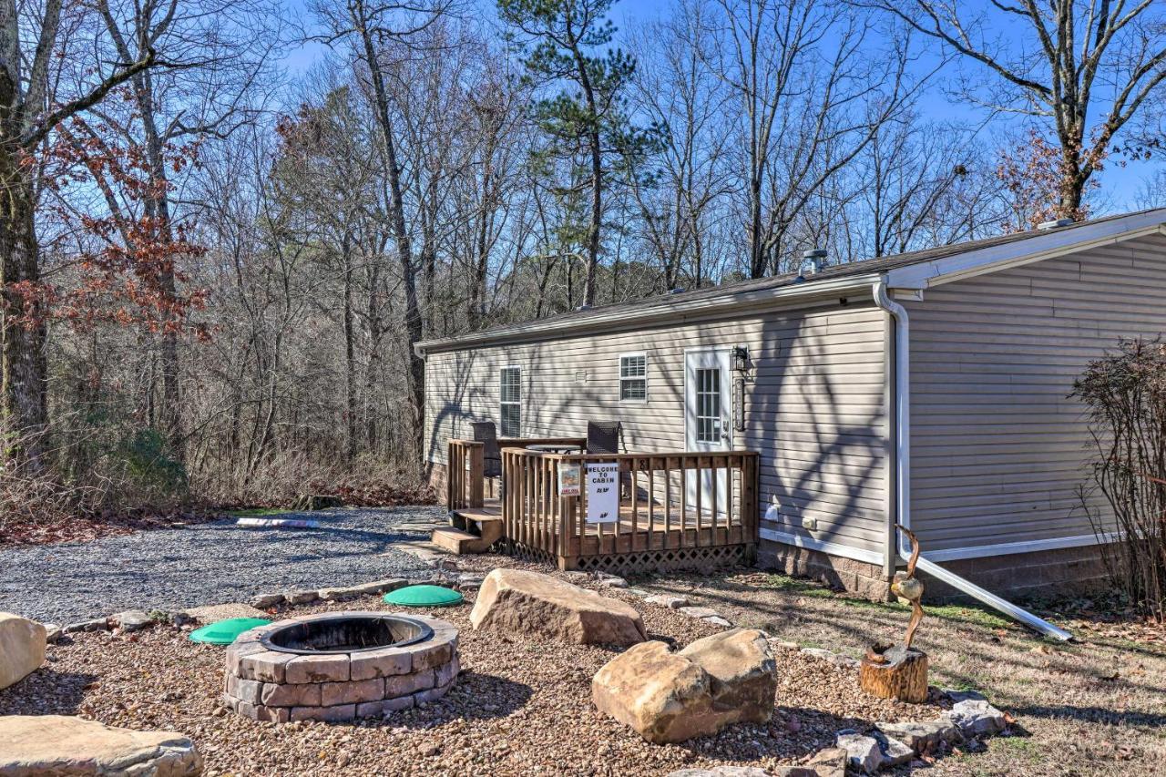 Lakefront Greers Ferry Cabin With Covered Boat Slip! Fairfield Bay 외부 사진